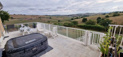 Pose de garde-corps sur terrasse au Creusot